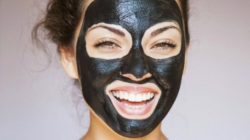 charcoal-carbone-black-nera-mask-peel-off