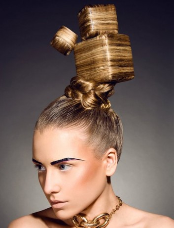 creative-high-fashion-make-up-hair