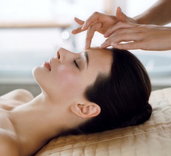 face-shiatsu-massage-massaggio-viso