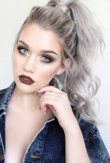 grey-hair-capelli-grigio-makeup-trucco