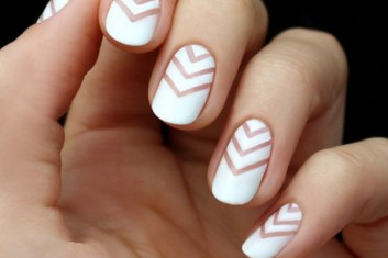 negative-space-manicure-nails
