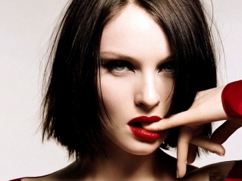 red-lips-lipstick-rossetto-rosso-makeup-trucco