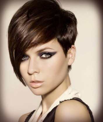 short-hairstyle-taglio-donna-corto