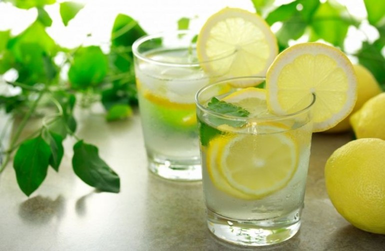 succo-limone-acqua-Nouvelle