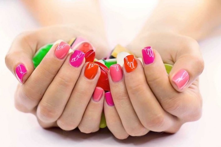 unghie-manicure